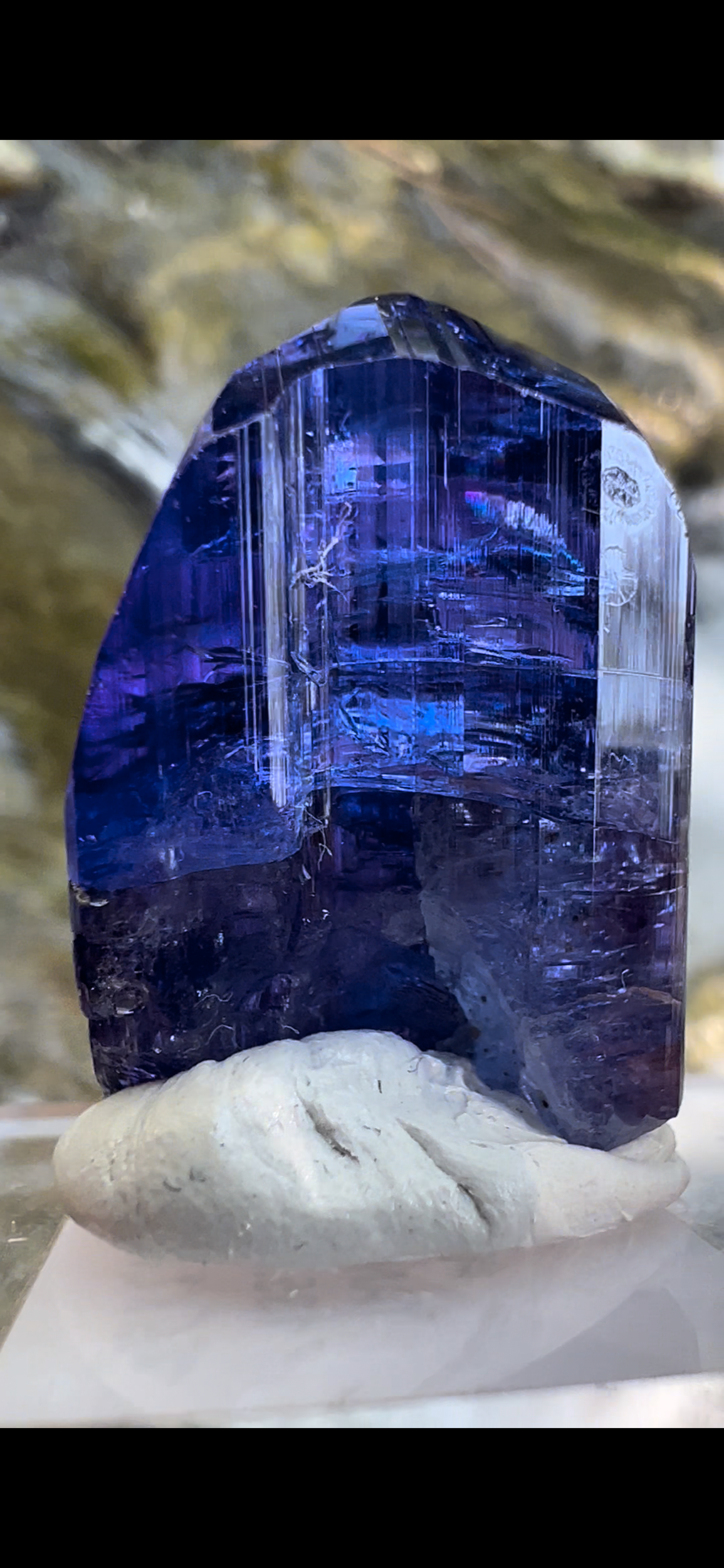 B7C75CCE-0C85-4F58-BC64-20963F8AD36B