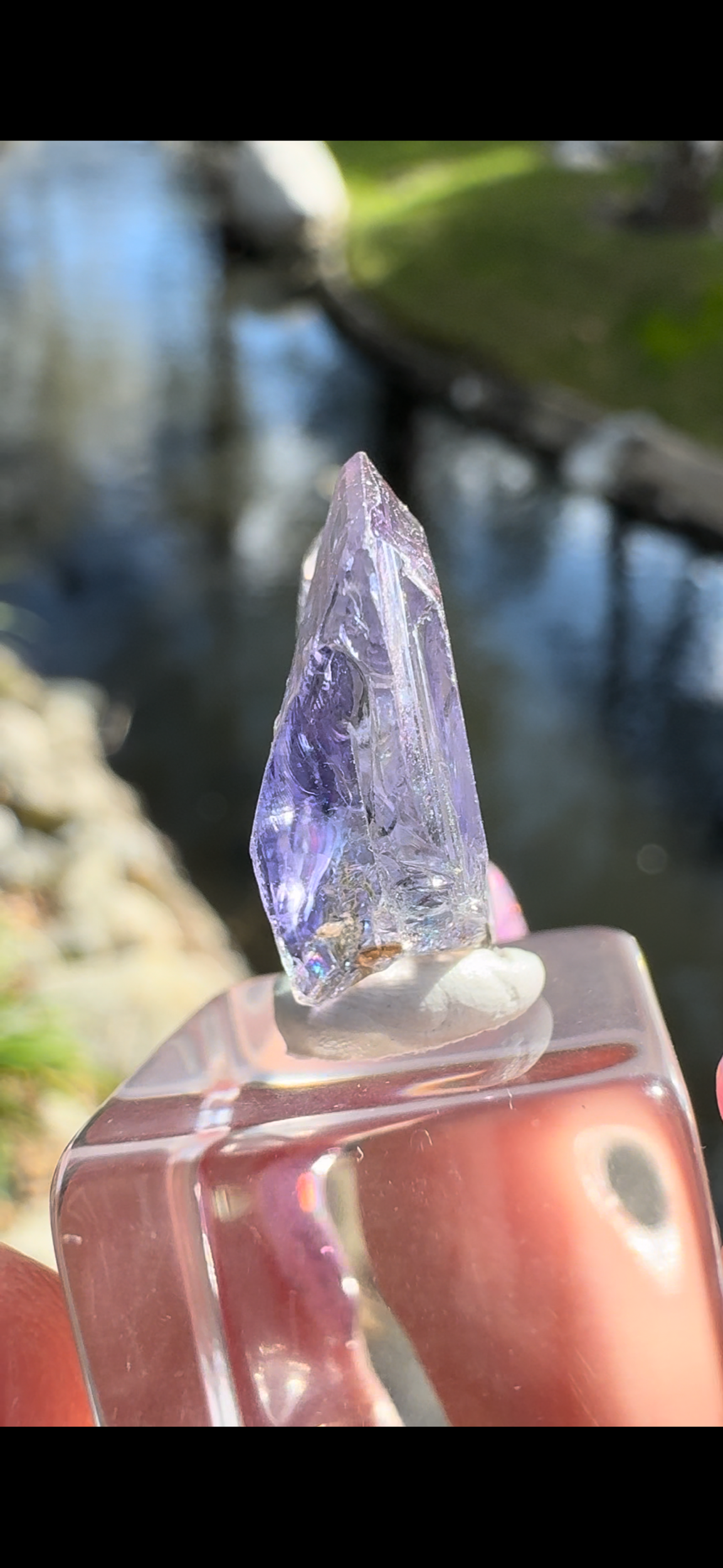 4C722822-109A-4F42-9D93-820381D57E0E