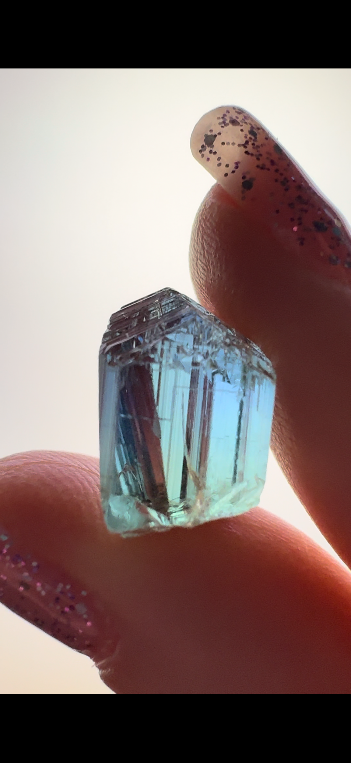 D0B4AA12-26C4-404A-9185-FF72BDC14018