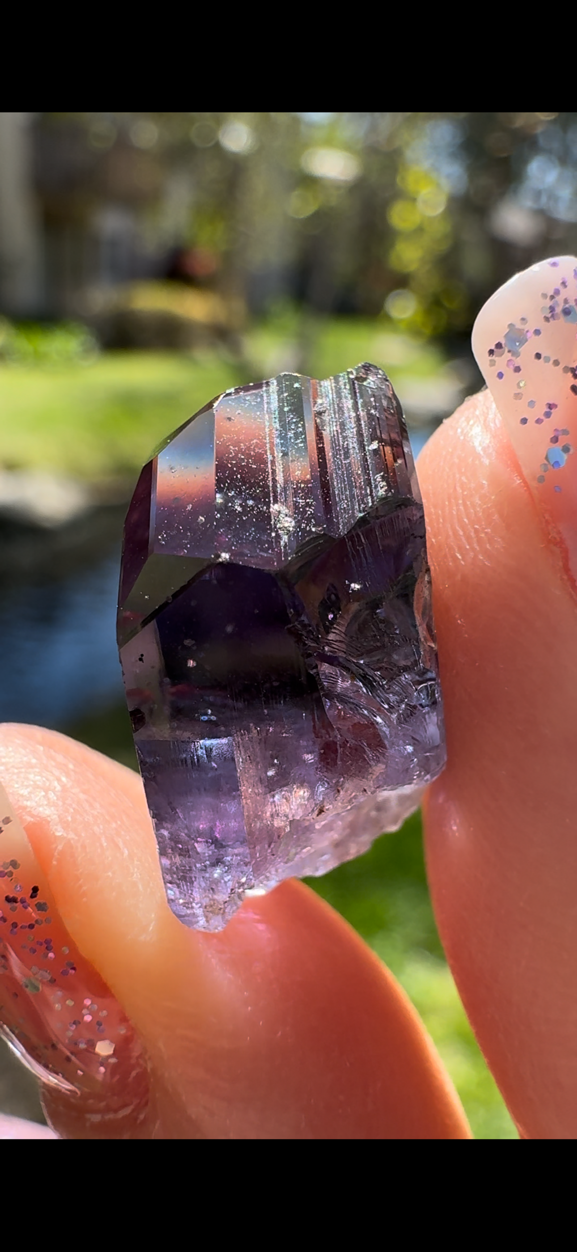 BC85702A-F715-48C3-B8FD-4E0E72133549