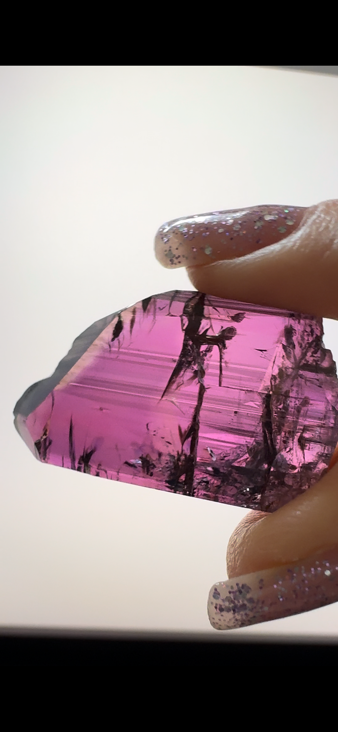 5E090CA2-4427-4004-8E60-8B6FE35C23FE