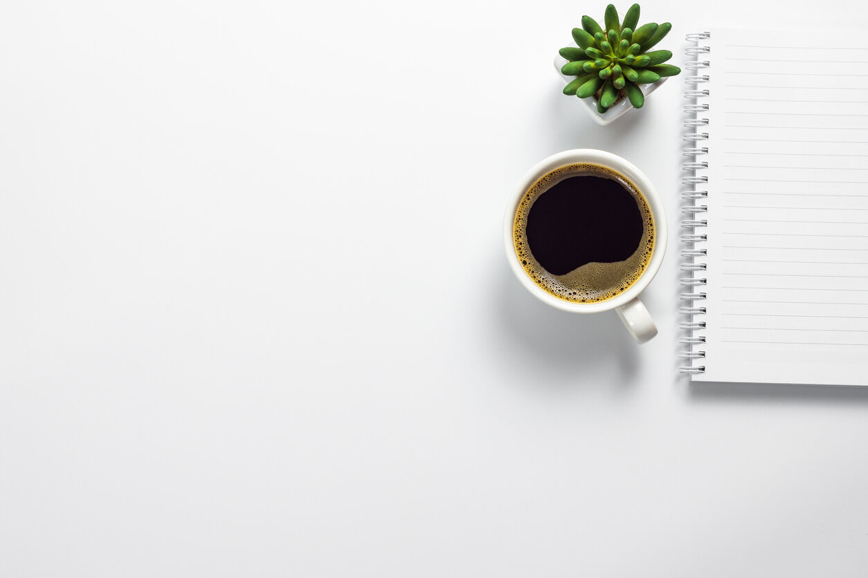 Coffee_Cup_and_Desk.jpg