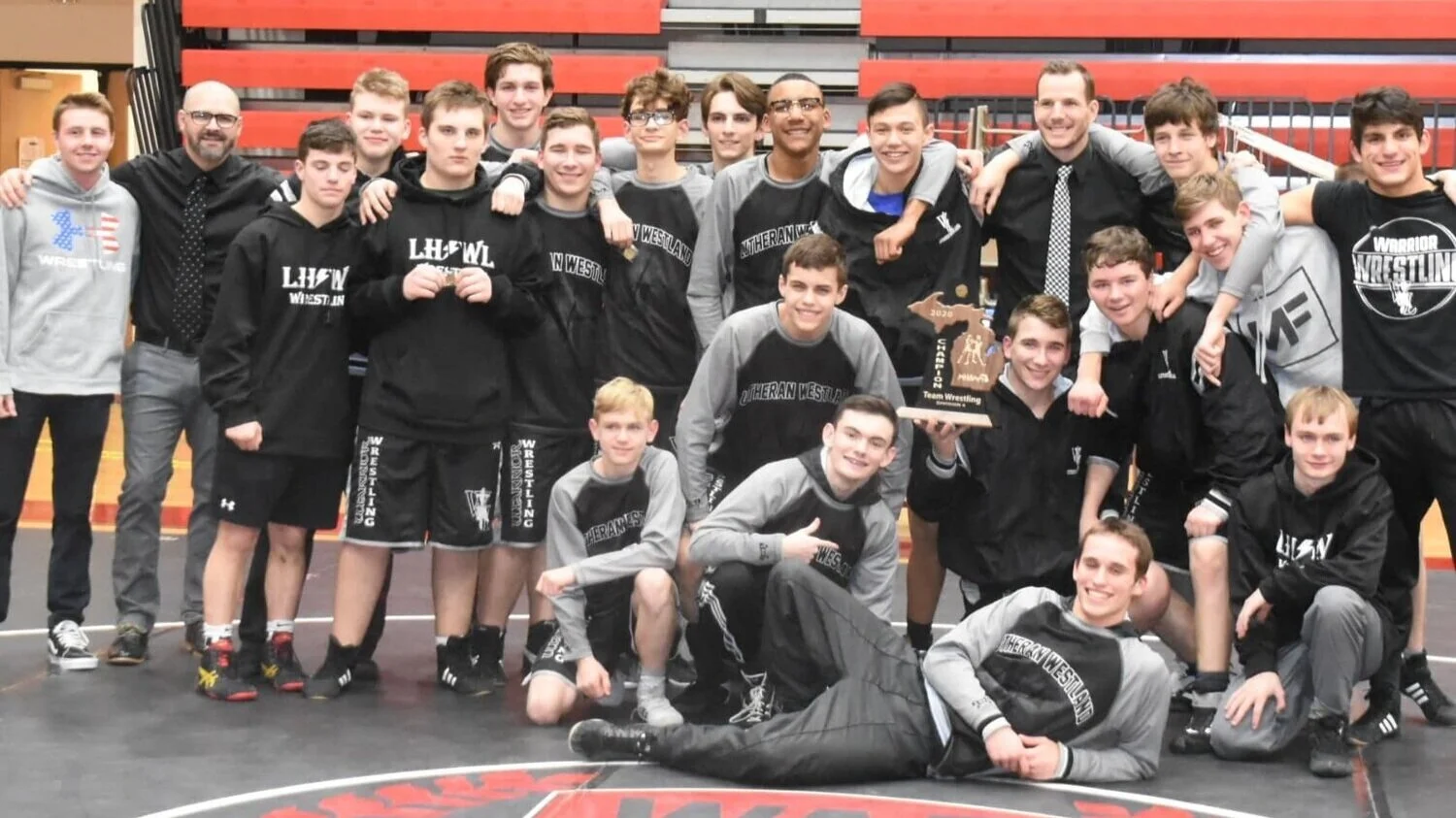 Warrior Wrestlers are District Champions! 