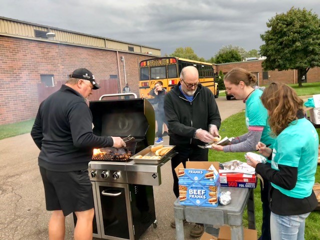 tailgate 11.jpg