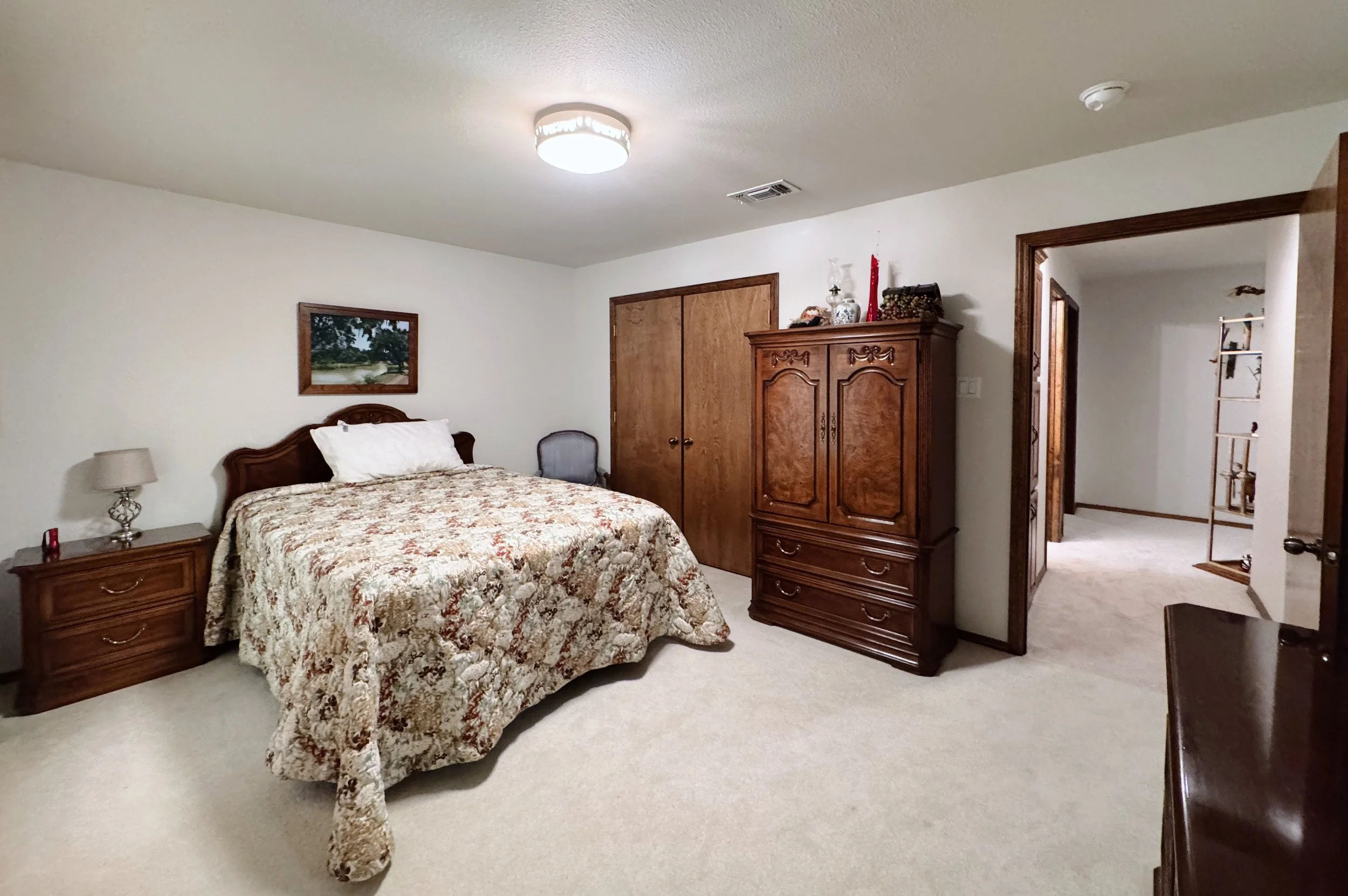 4D920E76-8F84-43D3-B375-8C605503FF17.jpg