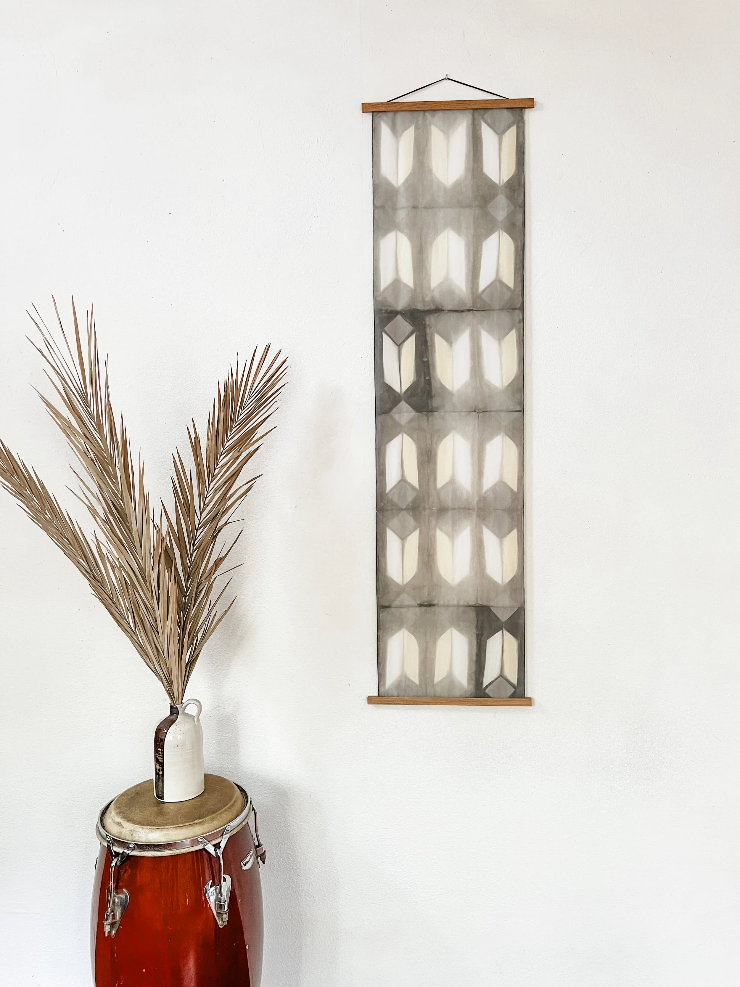 Santos Scroll (silk)