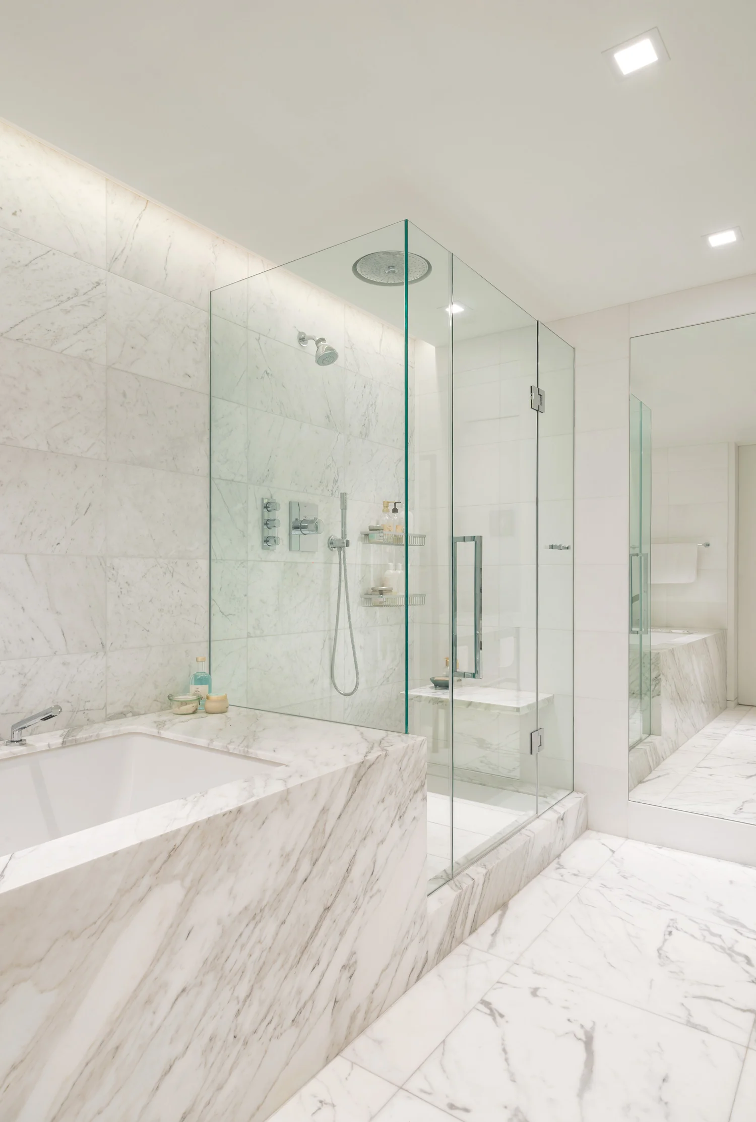 new-york-architect-adi-gershoni-master-bathroom-6.jpg