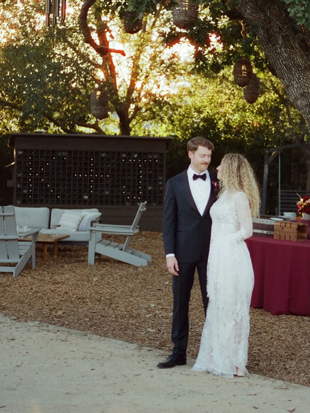 wedding day moments 💫

Venue: @thelodgesonoma
Rentals: @encoreeventsrentals
Floral: @bellevuefloralco
Desserts: @victoriapastryco
Late Night Bites: @innout
Oyster Vendor: @hogislandoysterco
Musicians: @vybesociety
Photographer: @stephanieklotzphoto
