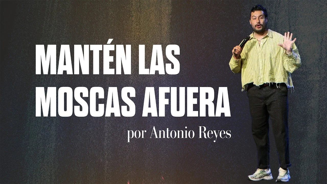 “Mantén las moscas afuera” por Antonio Reyes