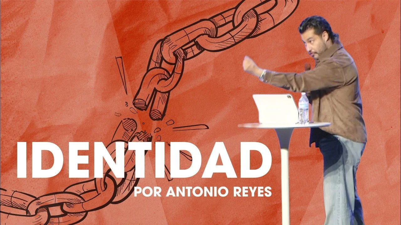 “Identidad” por Antonio Reyes
