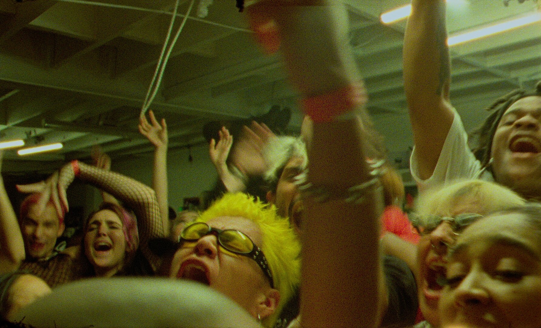 Skrillex - Too Bizarre Prores.mov.00_00_52_19.Still003.png