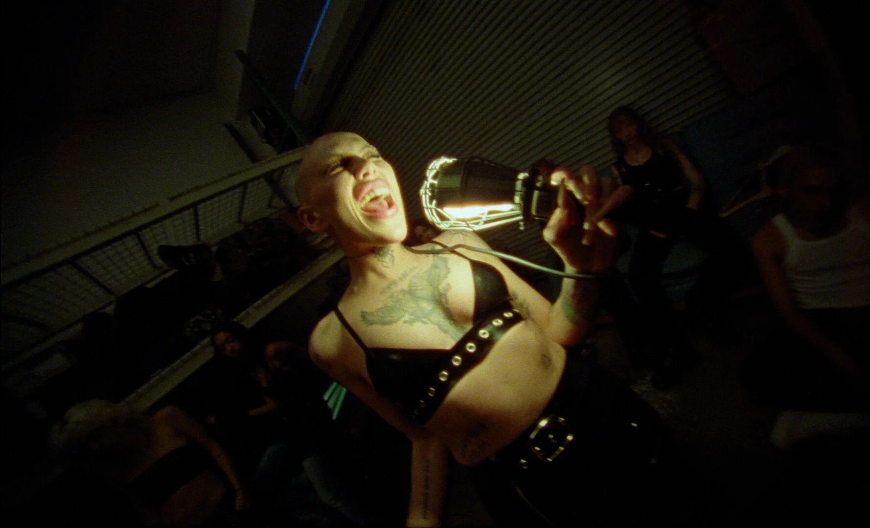 Skrillex - Too Bizarre Prores.mov.00_01_50_07.Still025.png