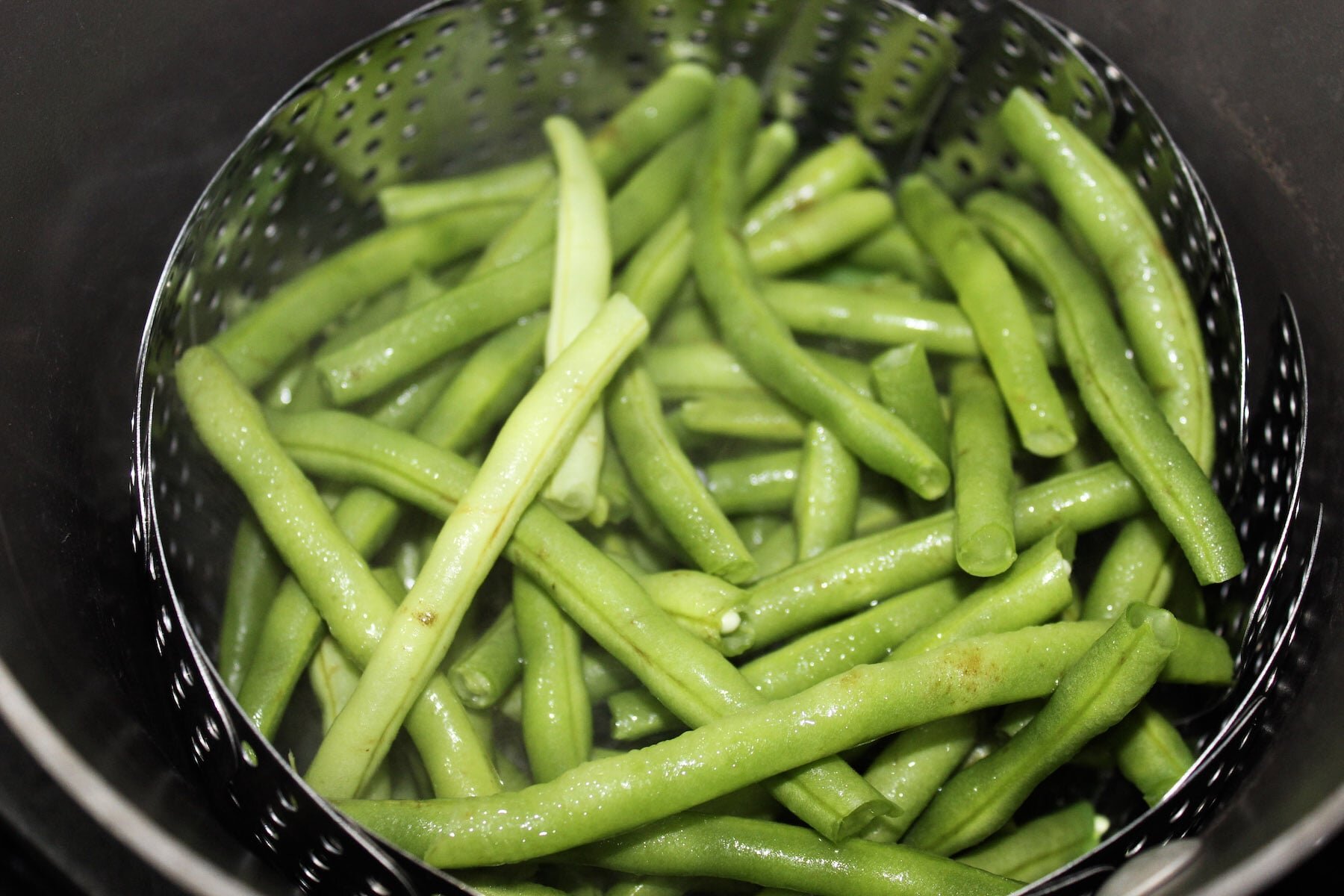 Green Beans with Sauteed Red Bell Peppers & Onions | OKC Veggie
