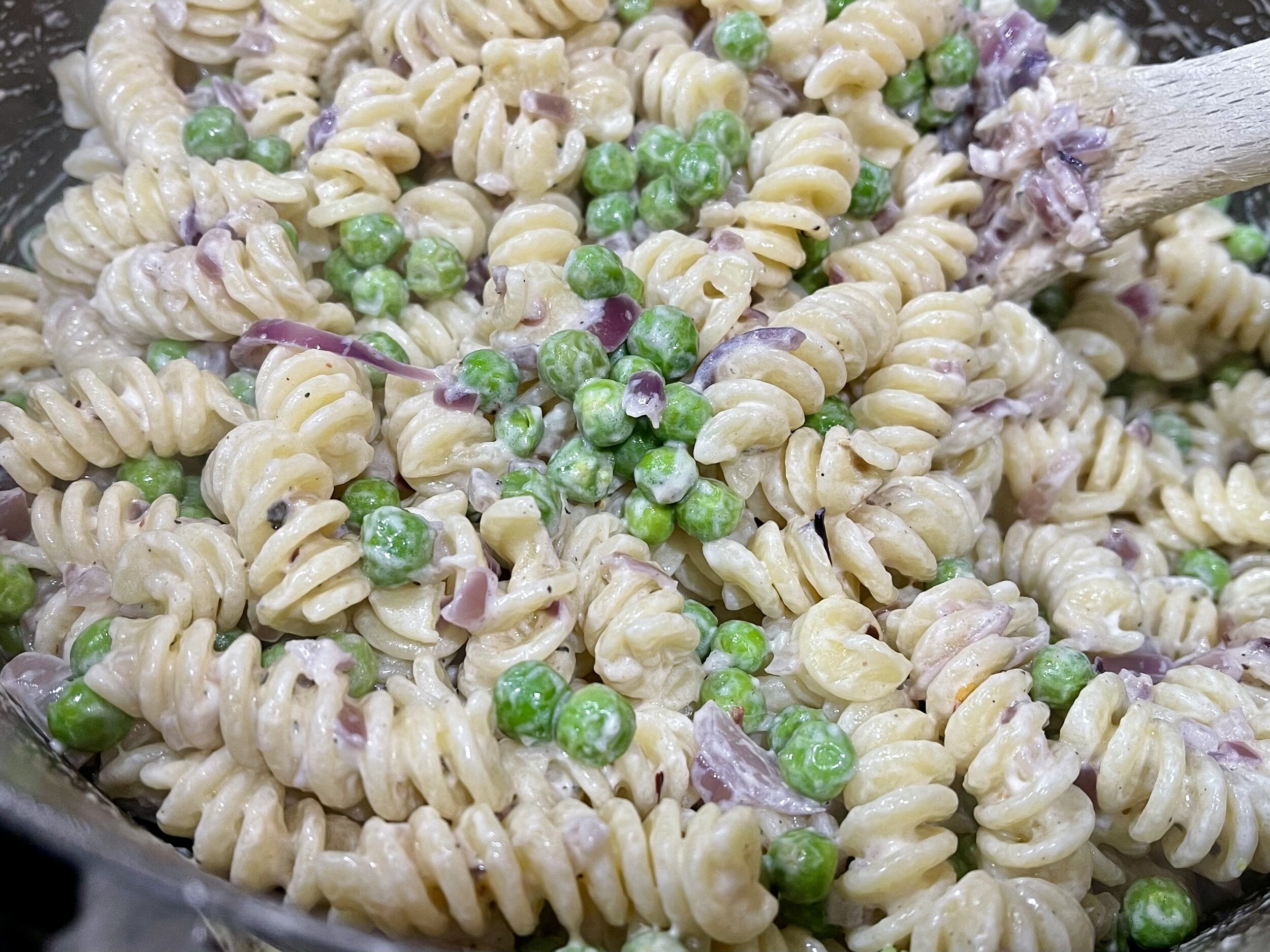 Creamy Goat Cheese Pasta Sald with Spinach, English Peas &amp; Toasted Pine Nuts