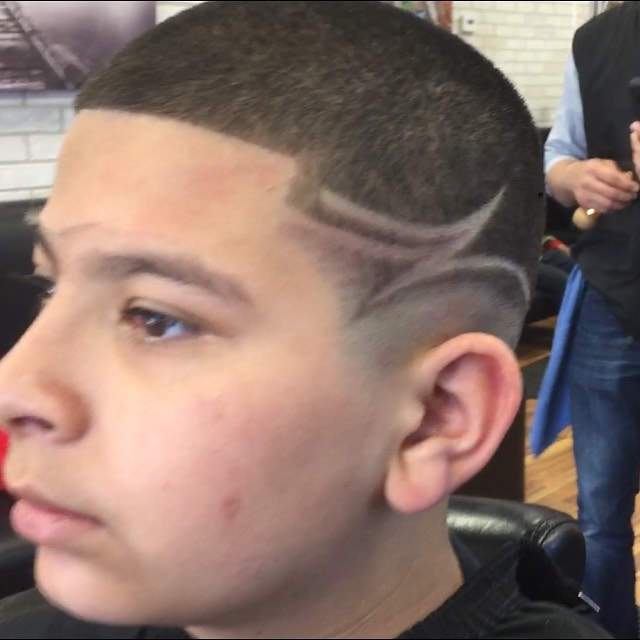 Summer break means summer styles ! #graphics #fadehaircut #fade #barbershop #wahl #andis