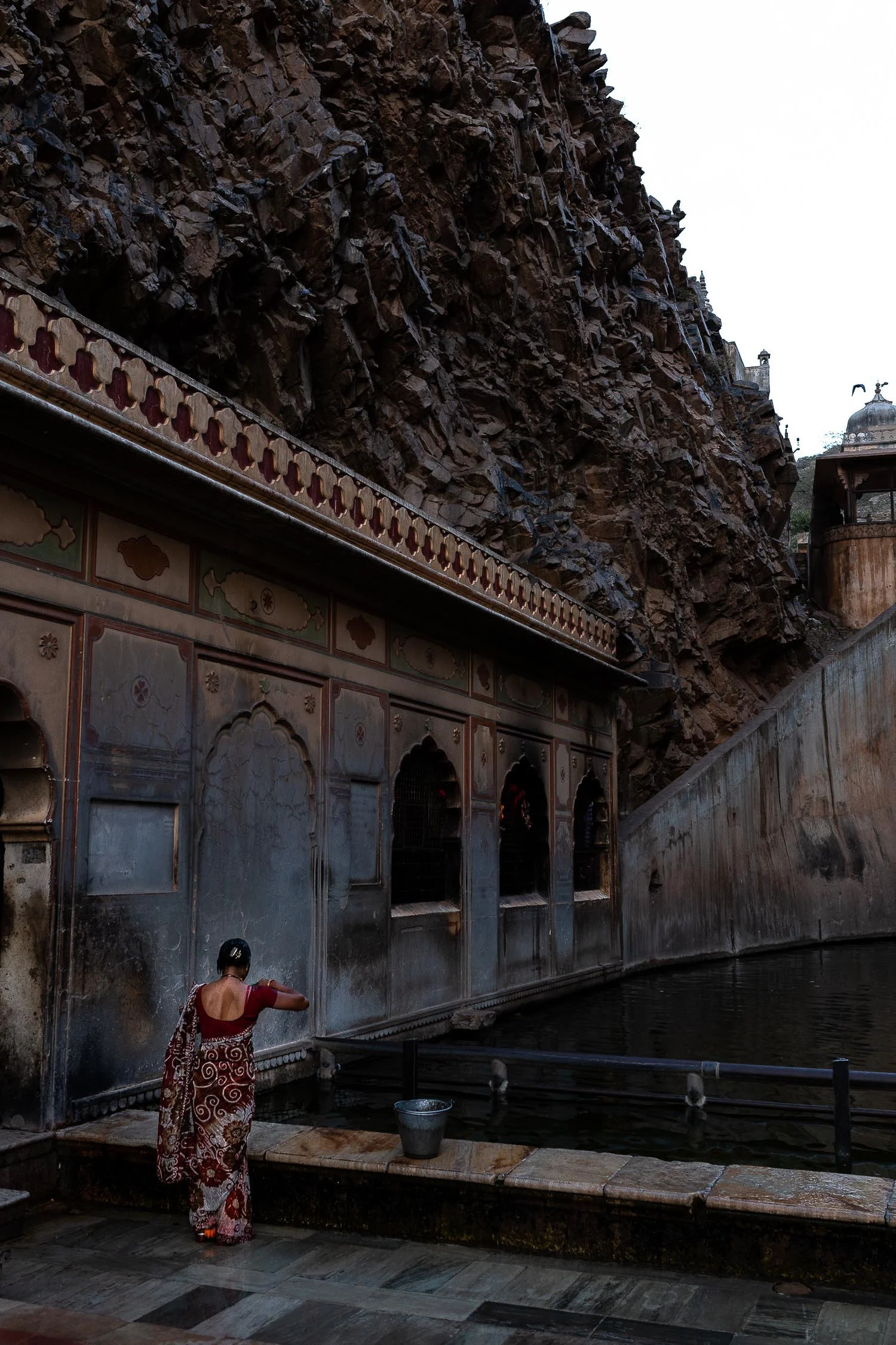 Monkey-Temple-Woman-India.jpg