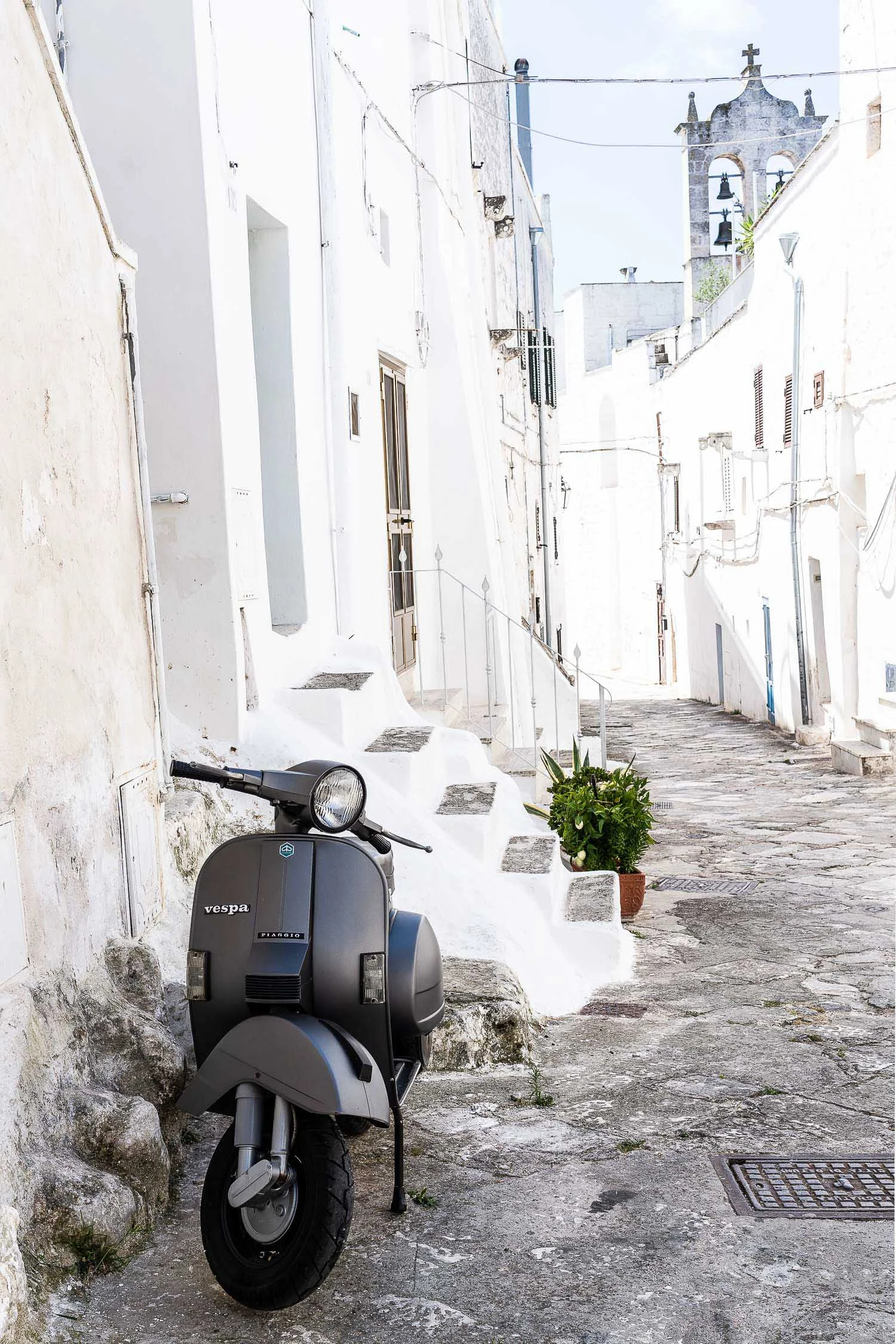 Ostuni-Italy-Vespa.jpg