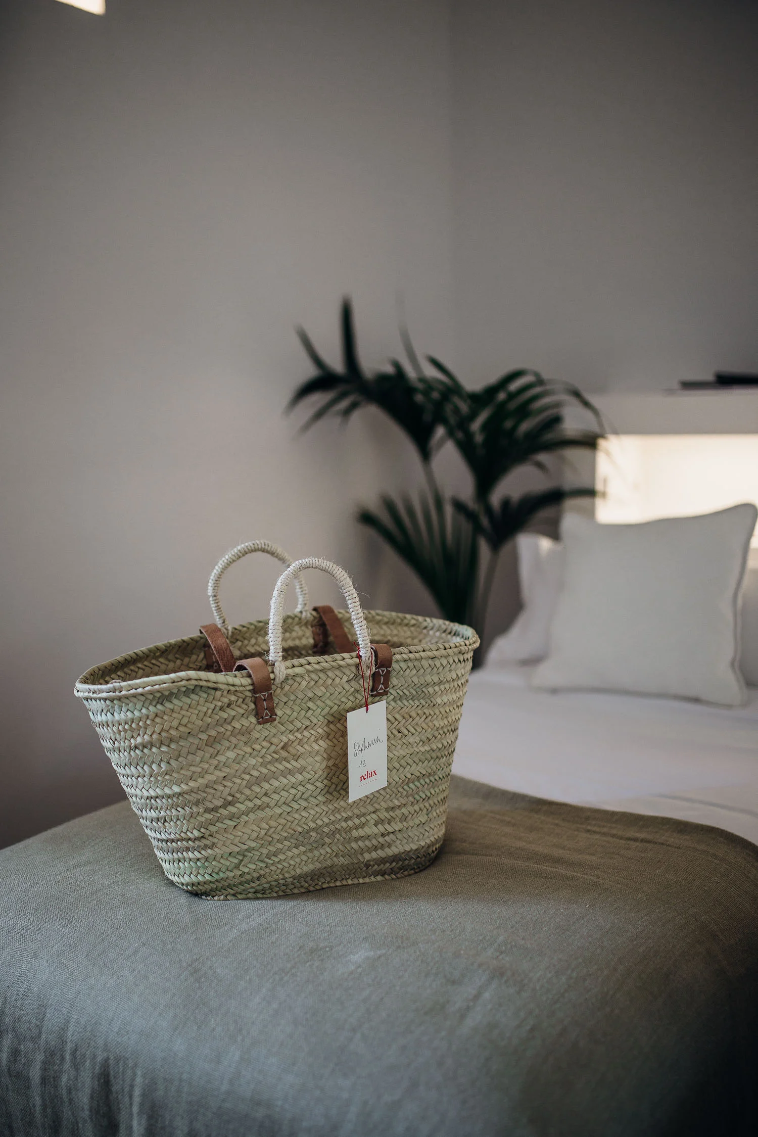 Cal-Reiet-basket-on-bed-Mallorca-1218.jpg