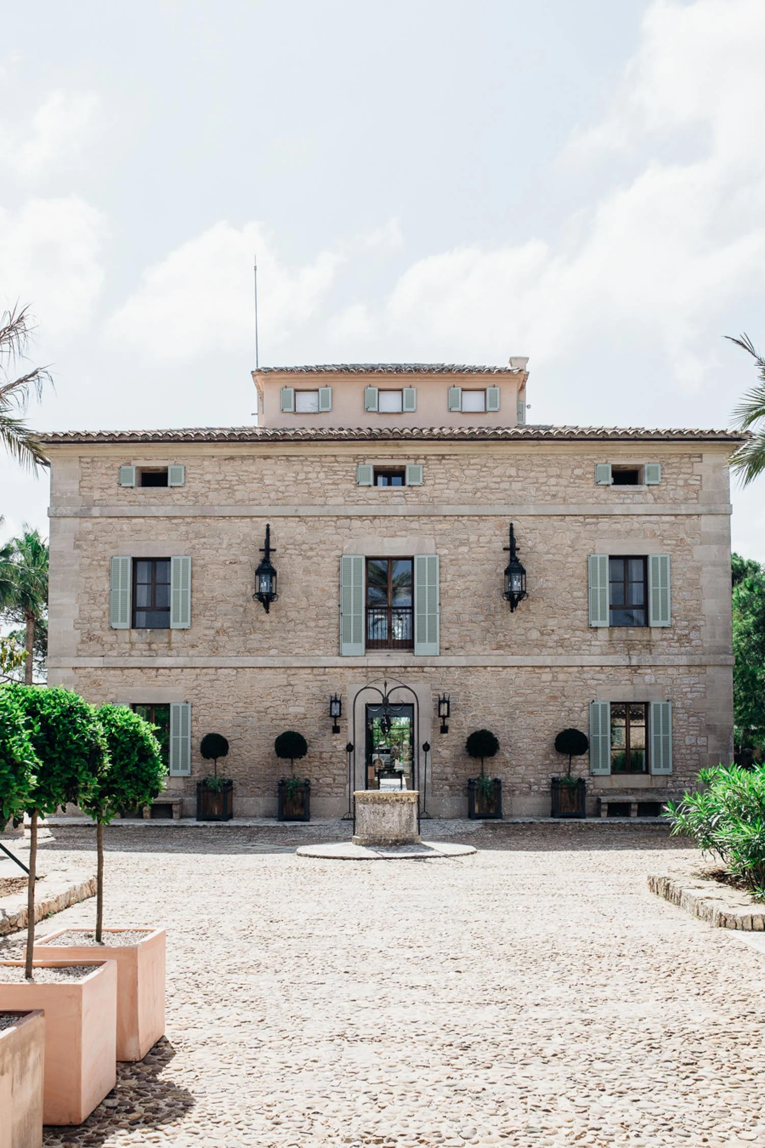 Cal-Reiet-main.building-entrance-Mallorca-1083.jpg