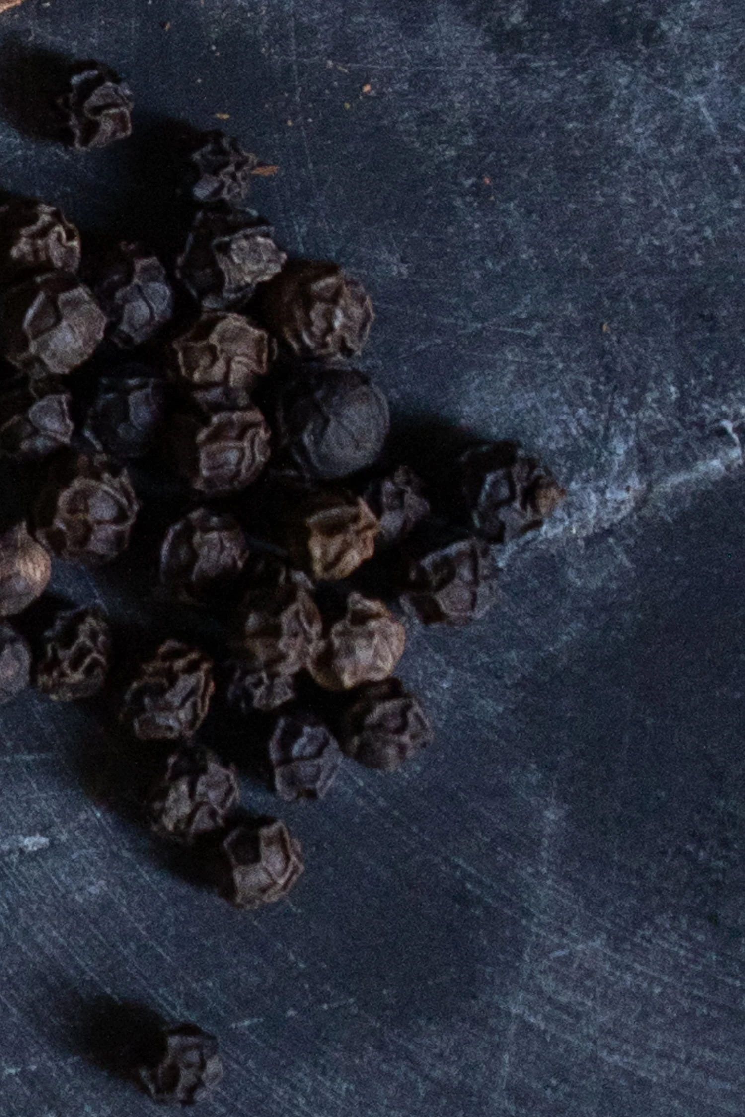 Black-Pepper-Corns-03908-2.jpg