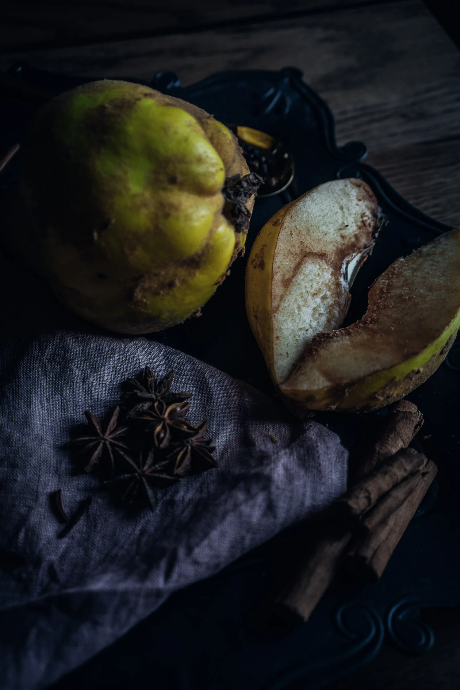 Quince Pears and Chocolate Pie-04015.jpg