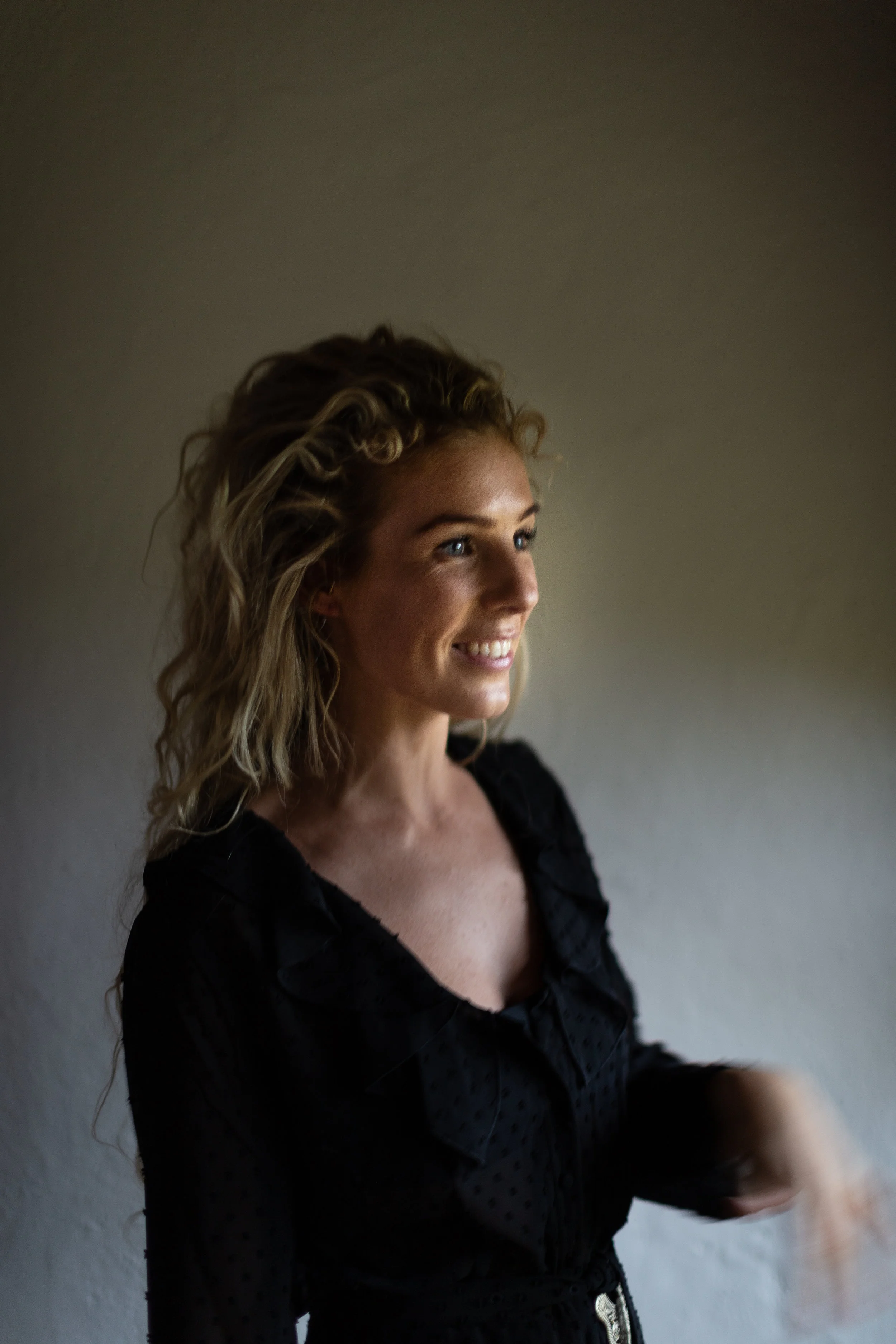 Alexandra Coutts of Whitevine Photography modelling for us