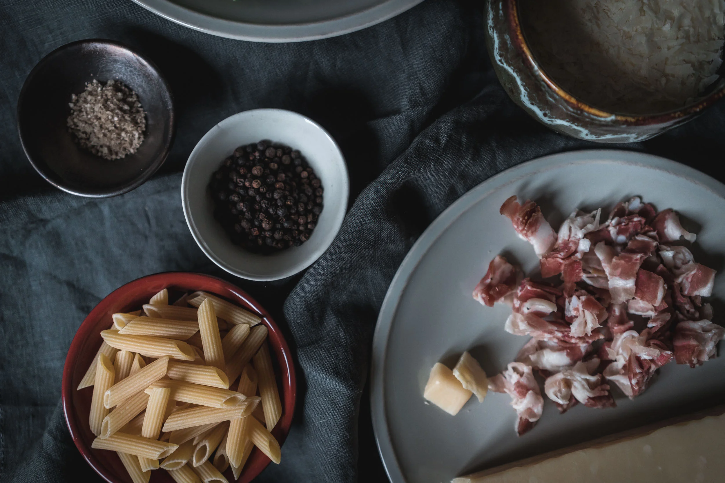 Asparagus-and-Bacon-Penne-Pasta-05121.jpg