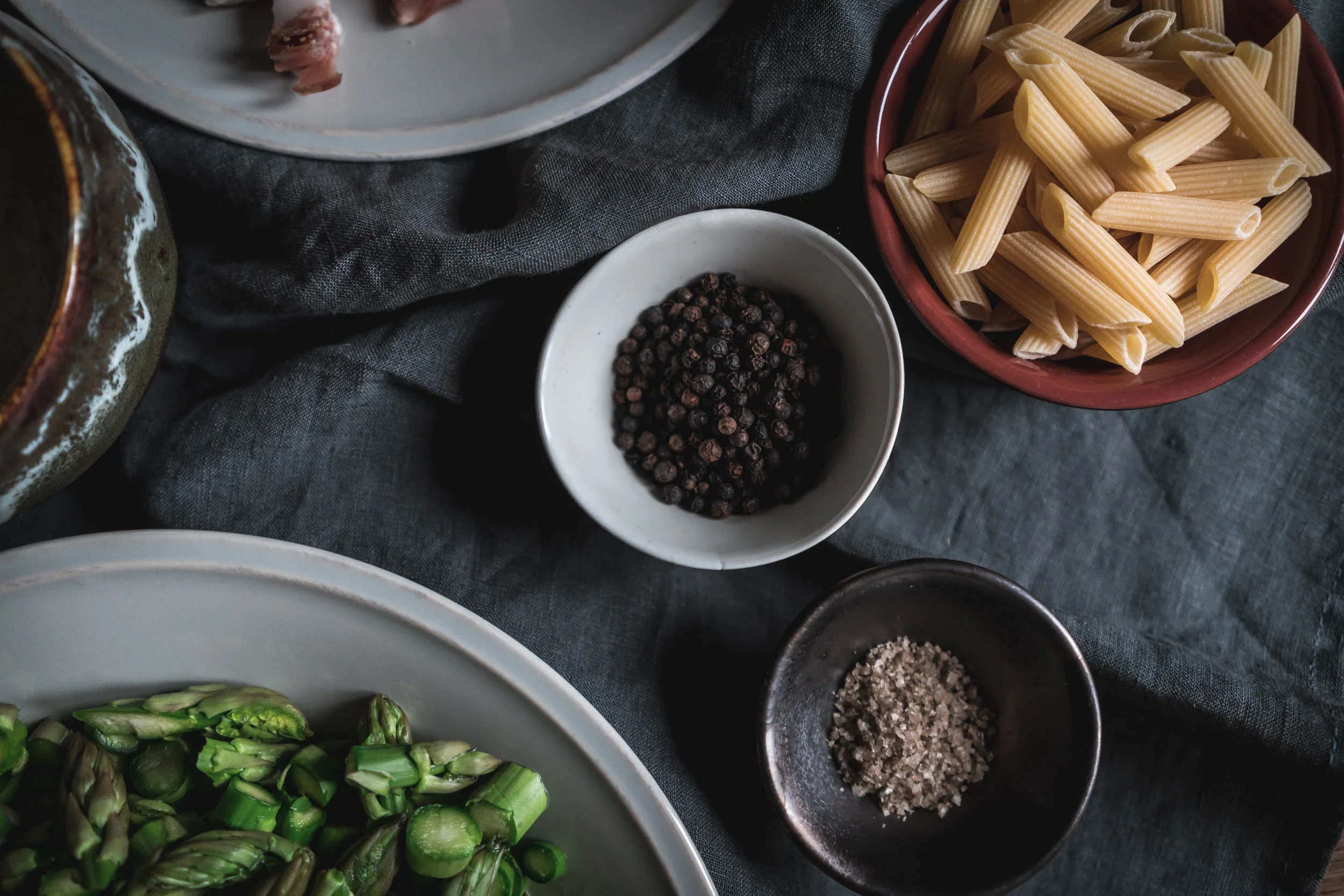 Asparagus-and-Bacon-Penne-Pasta-05104.jpg