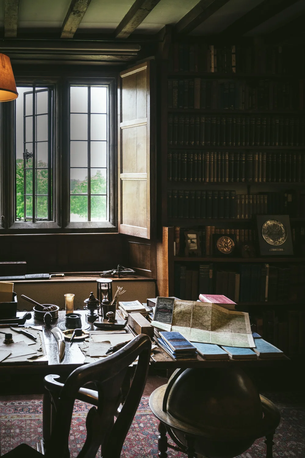 Bateman's-Manor-Rudyard-Kipling-Desk-Detail-maps.jpg