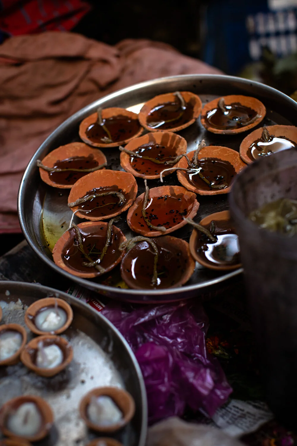 Stefania_Boglioli_INDIA_STREET-FOOD_fire-torches-for-Ganges-ritualsat the ghats-00-38.jpg