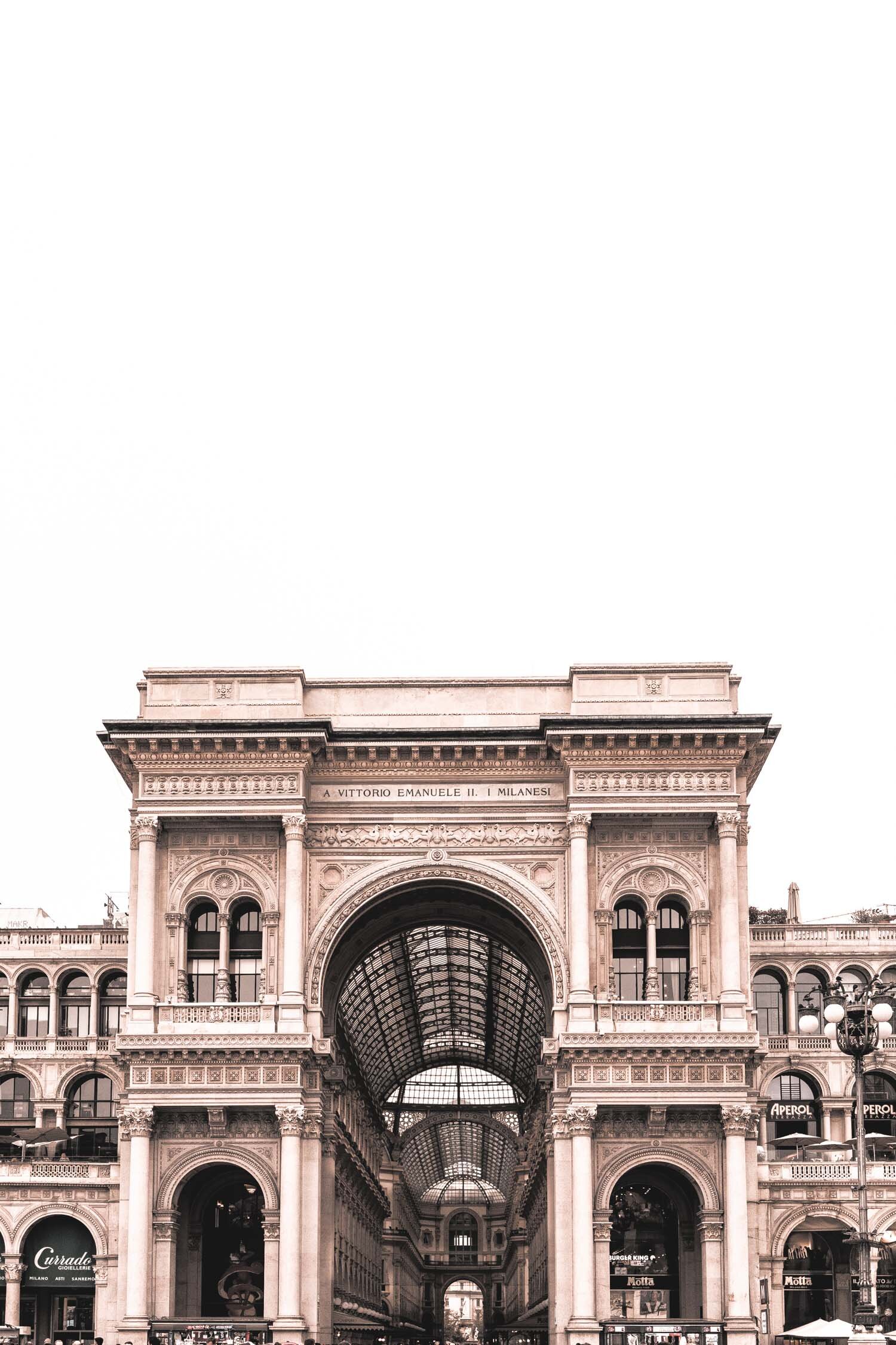 Stefania-Boglioli-Milano-Galleria-Vittorio-Emanuele-from-Piazza-Duomo.jpg