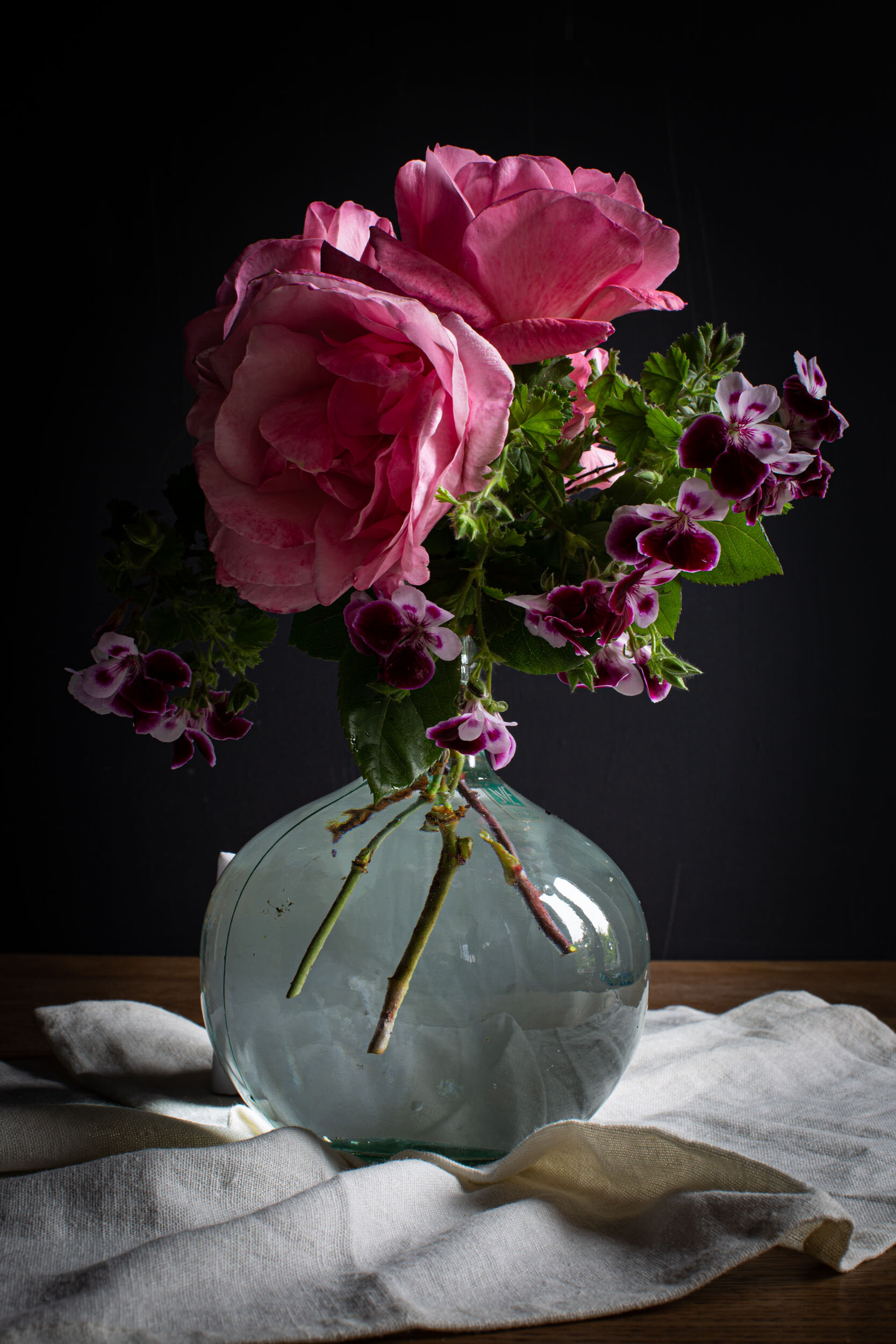 Stefania-Boglioli-Roses-and-Geranium-Vase-Still-Life-0368.jpg