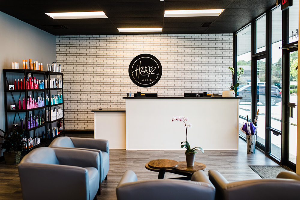 Headz-salon-front-desk.jpg