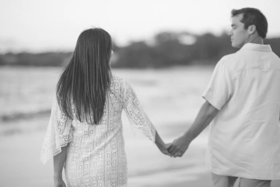 romantic black and white photographer on maui