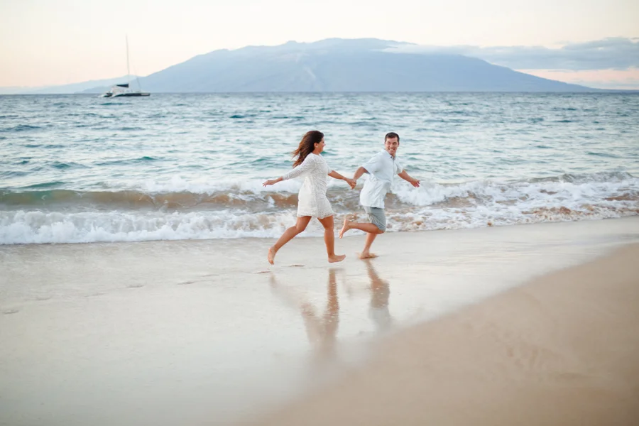 fun maui engagement