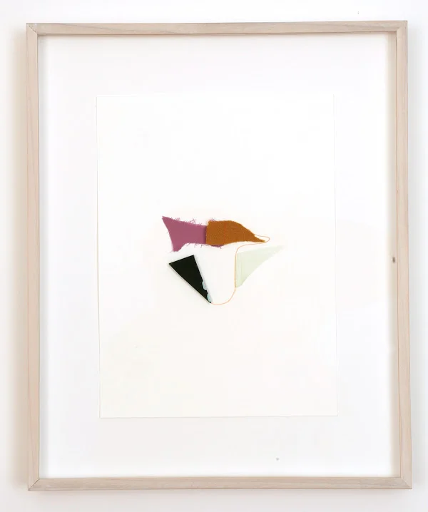 NIGHT SHIFT, 2013, 30 X 20 CM,
FABRIC, PENCIL, COLORED GLASS, LACQUER, WATERCOLOR ON PAPER.