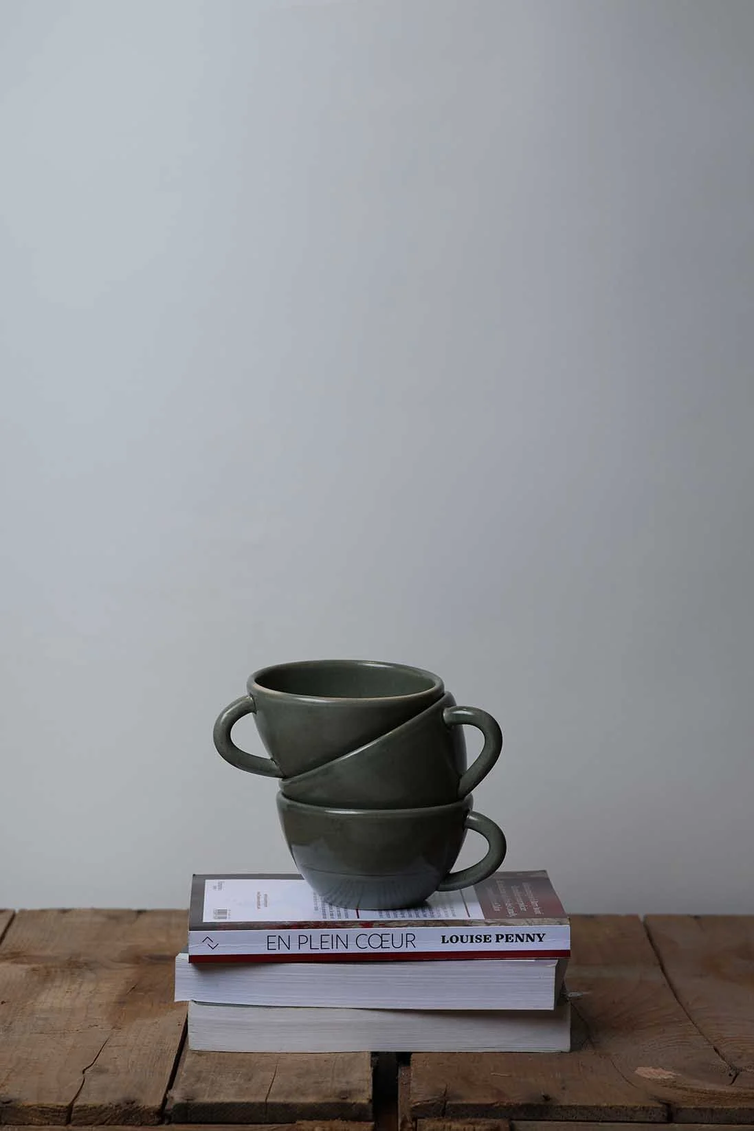 Tasse latte TPgreen - Three Pines1.jpg