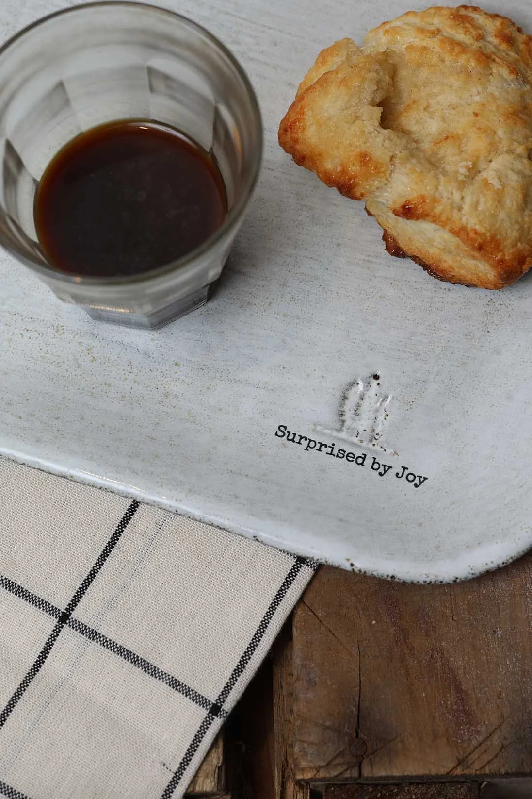 Plateau Repas STAbl - Three Pines1.jpg