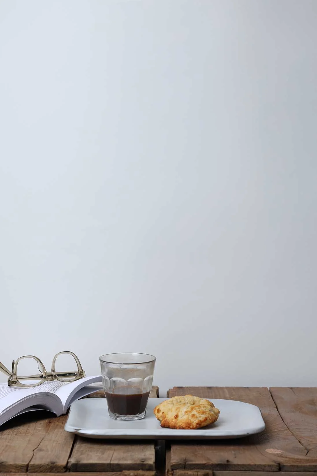 Plateau Repas TPblue - Three Pines1.jpg