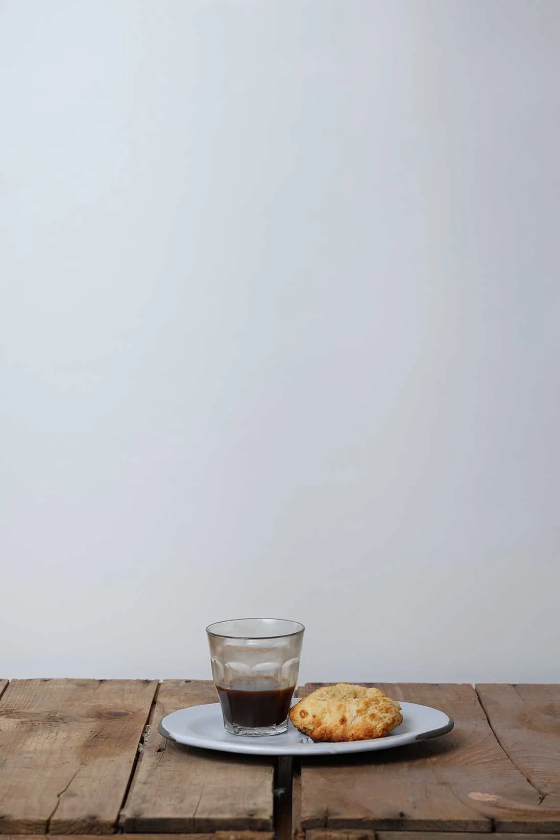 Plateau Apero TPblue - Three Pines2.jpg