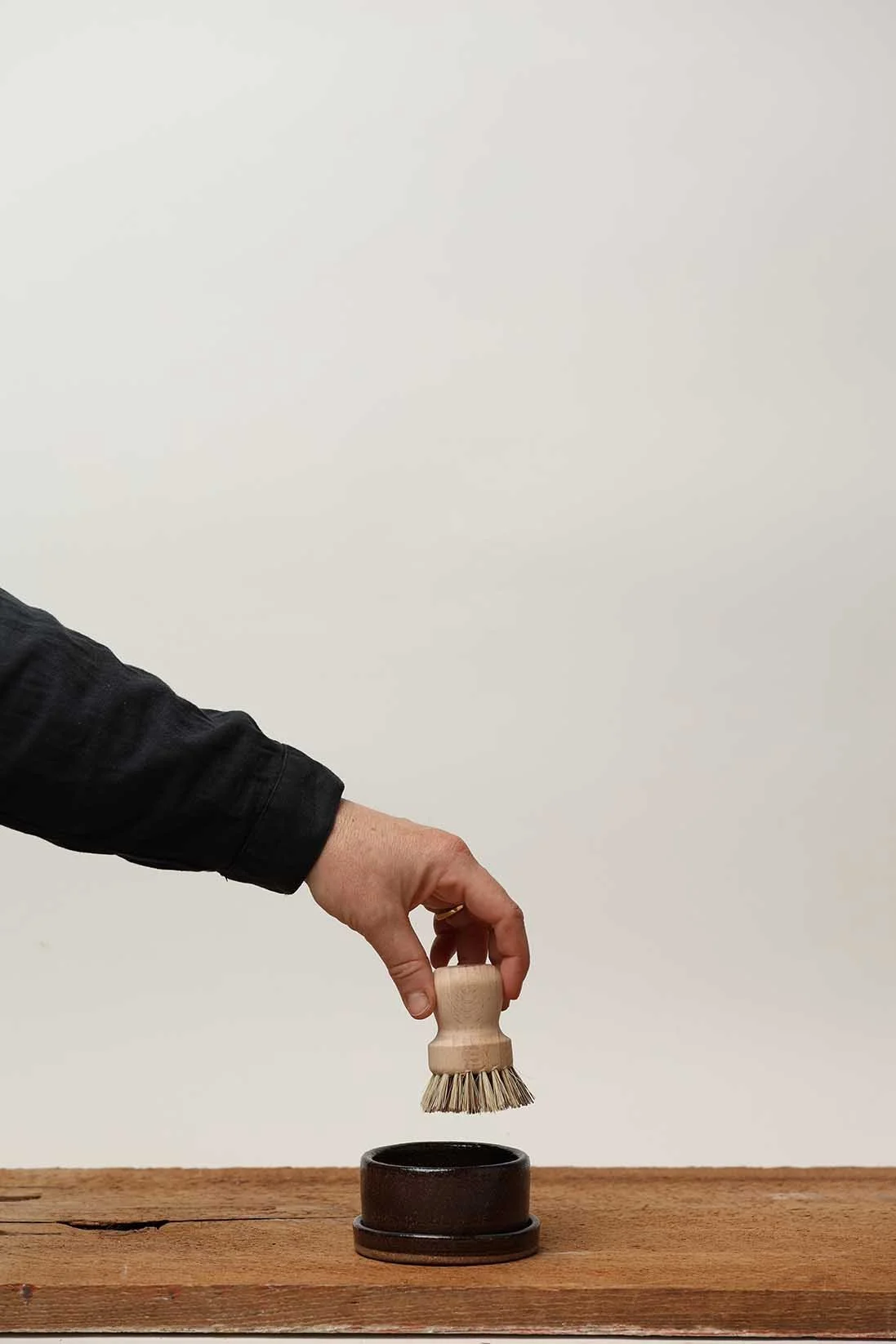 Porte brosse - Brun - Collection St-Armand par Atelier Trema4.jpg