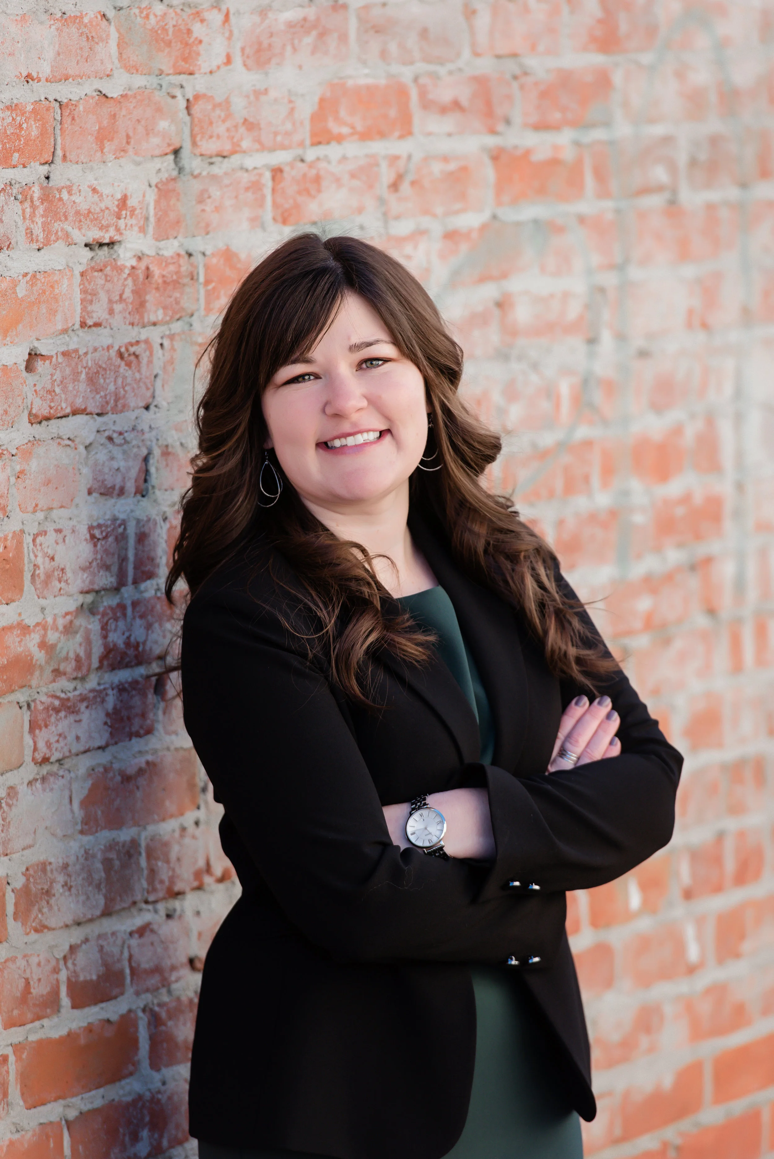 Emily N. Tonti Jr. Financial Advisor Born and raised in California, Emily’s family fell in love with Sonoma County in 1998. After graduating from Saint Mary’s College of California with a Bachelor of Science in Business Administration (and traveling a bit), she came back to Sonoma County to set down roots. Working with small businesses from the start, Emily has always had a passion for helping people succeed. As a project manager in a high-pace, detail-oriented company she gained the experience needed to provide exceptional service to our clients here at Oculus Financial Group. She prides herself on building lasting relationships with clients and looks forward to speaking with you. In Emily’s spare time you can find her with her other half, Kevin, in the kitchen baking, playing with her Golden Retriever, Charlie, or planning their next adventure.
