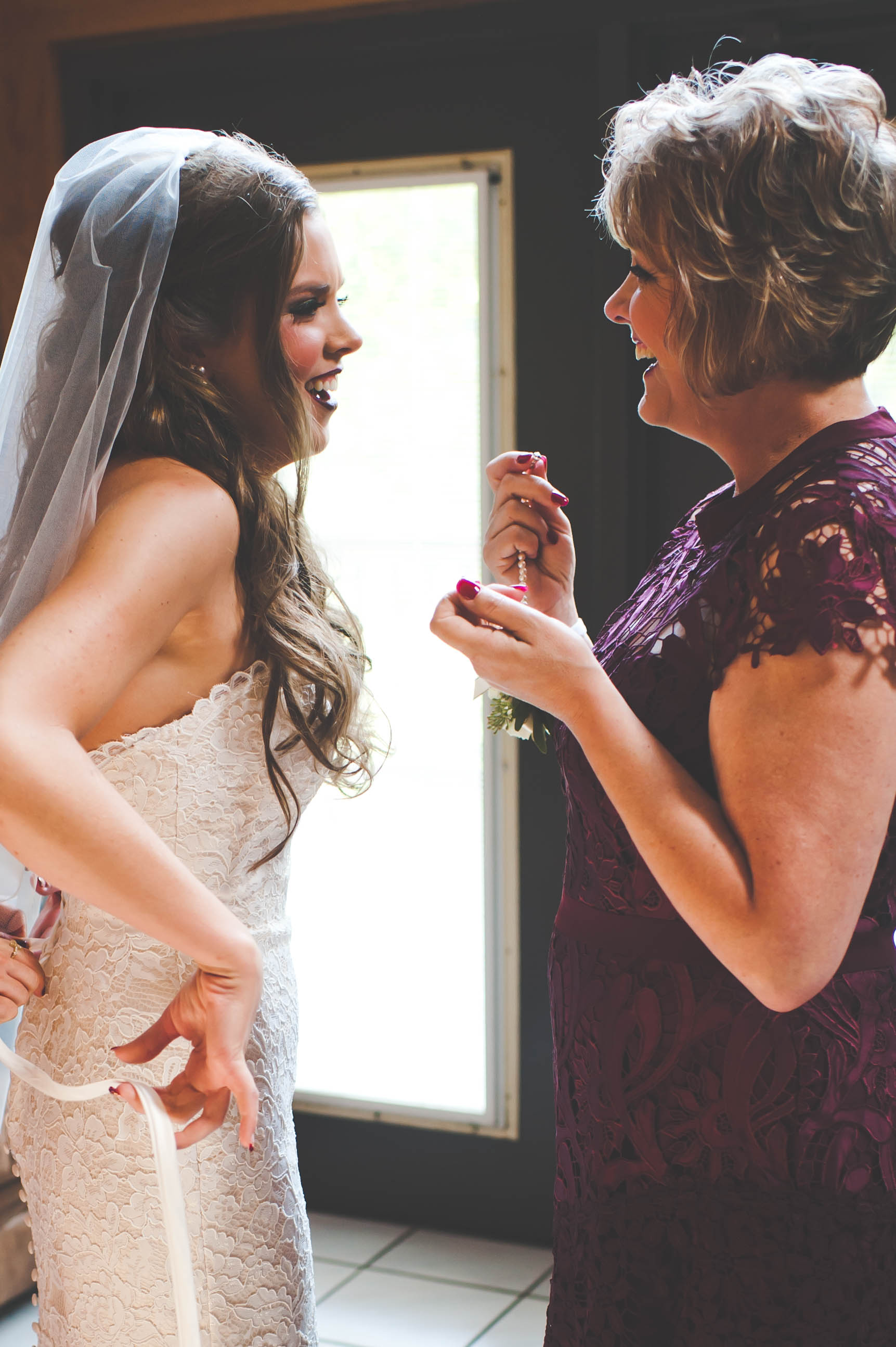 Mother and Daughter wedding moment