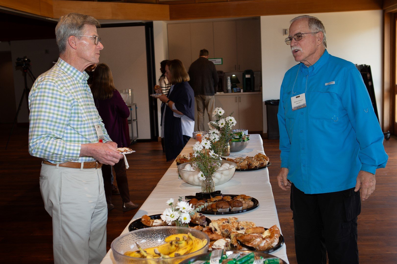 AE8W2077 (Large).jpg