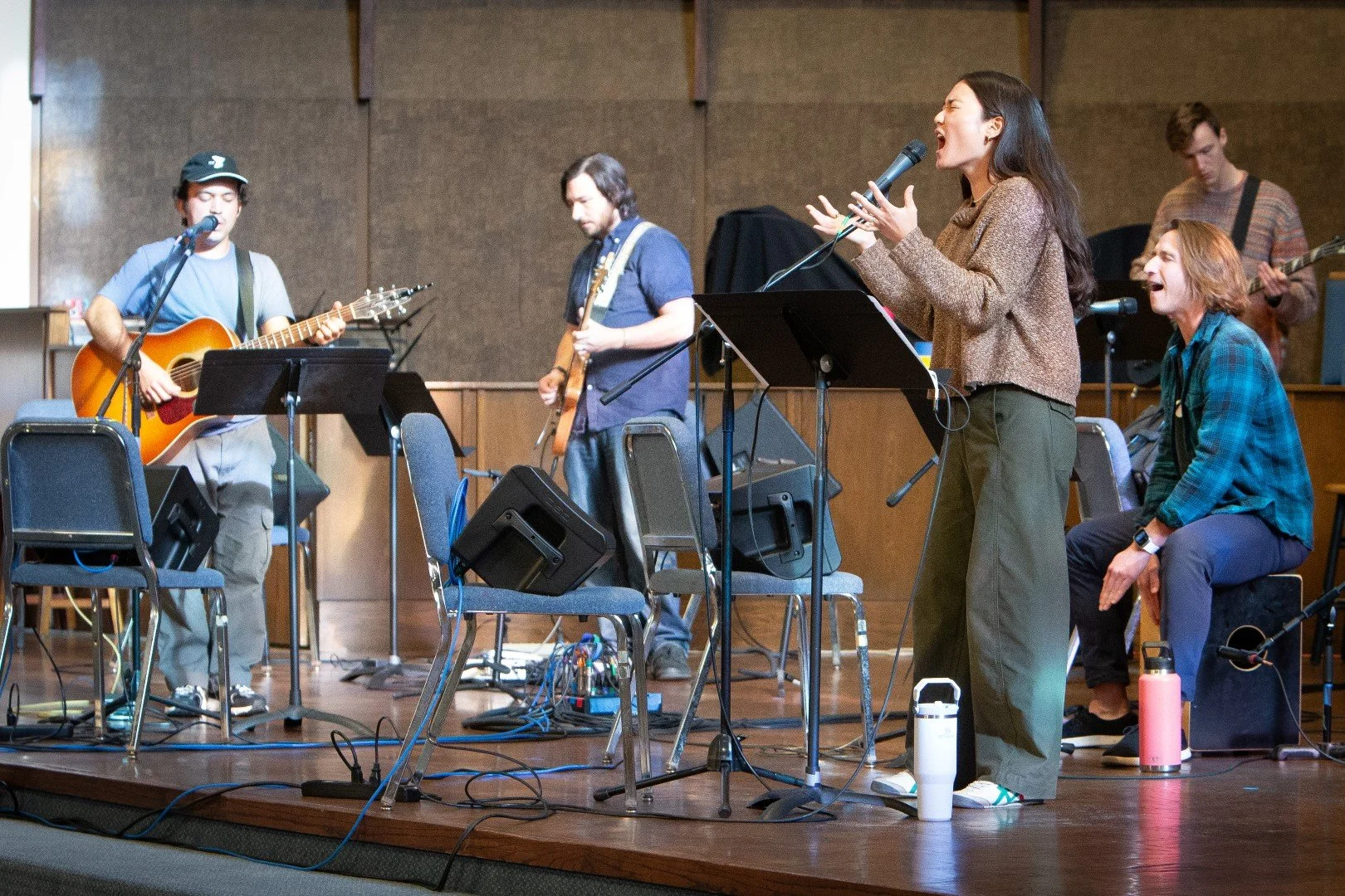 AE8W2135 (Large).jpg