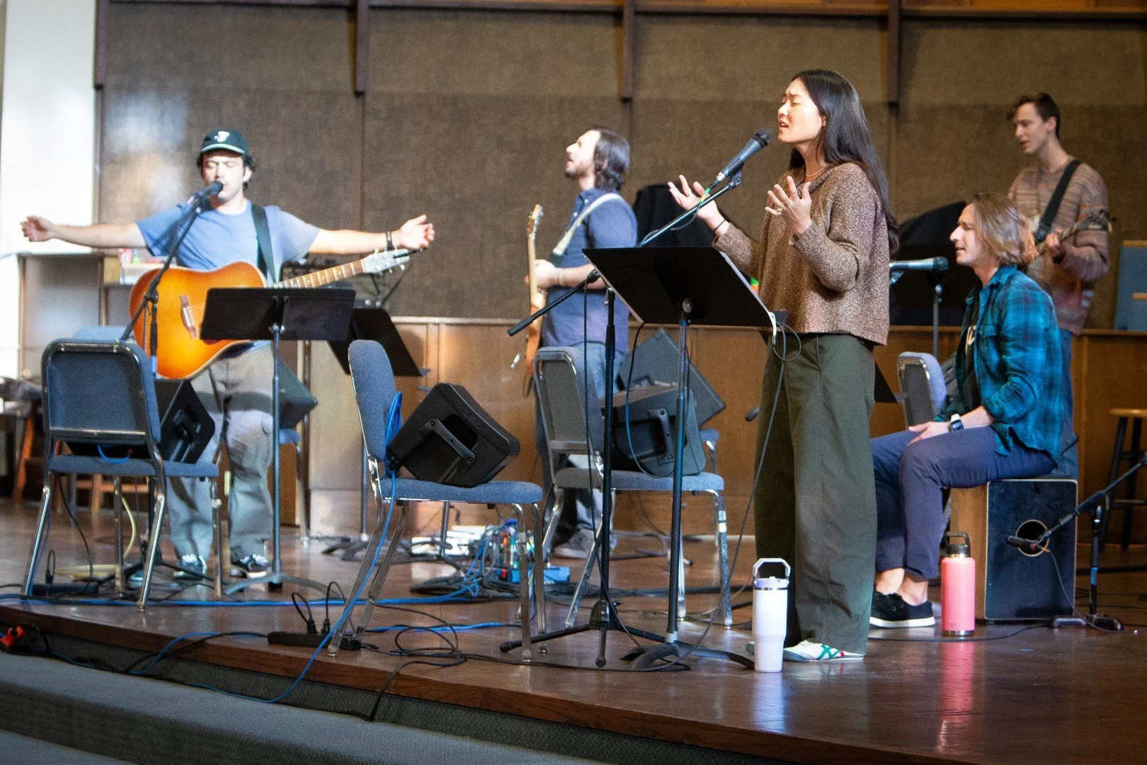 AE8W2146 (Large).jpg