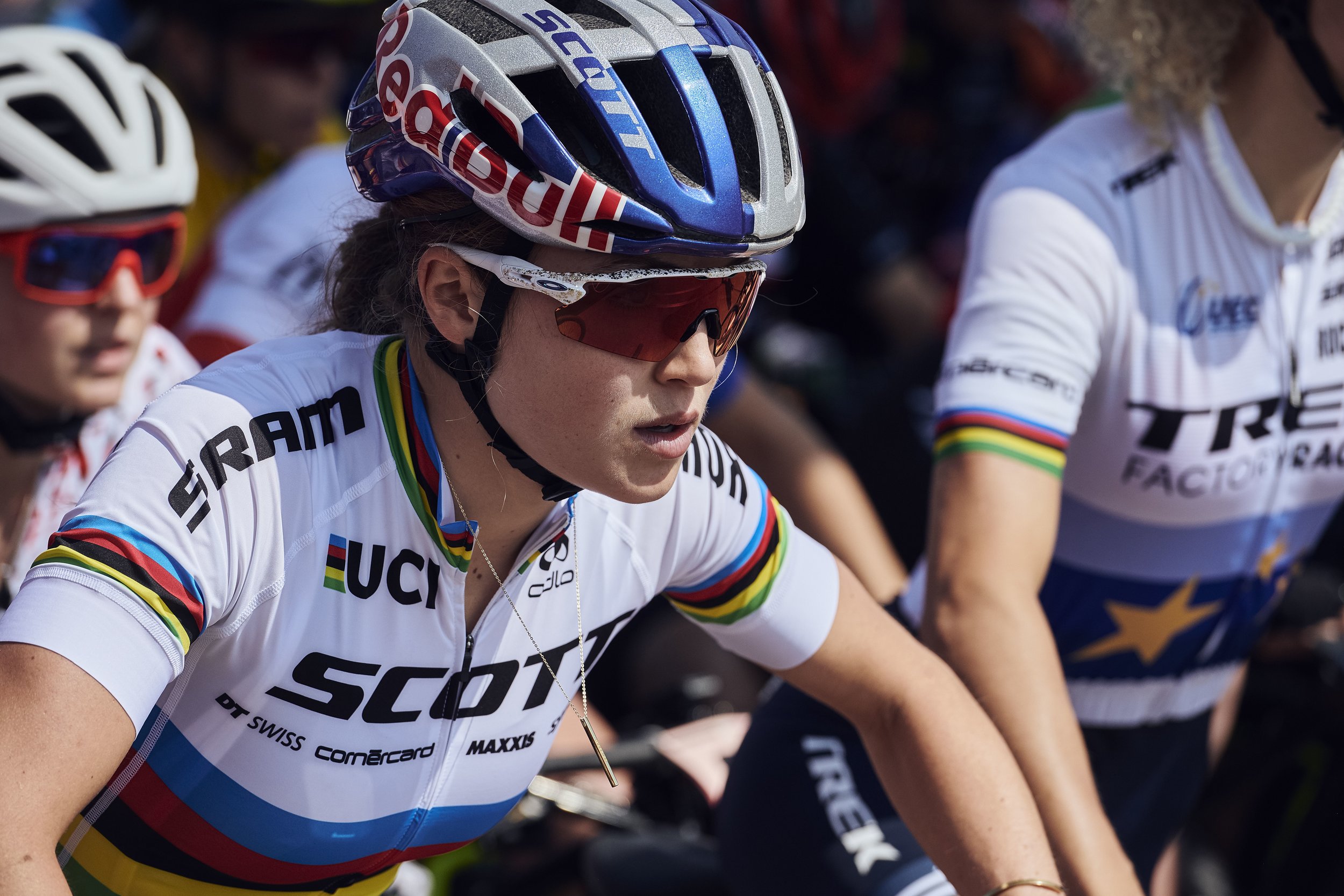 AP-1ZGDR2KZH2111_hires_jpeg_24bit_rgb copy.jpg