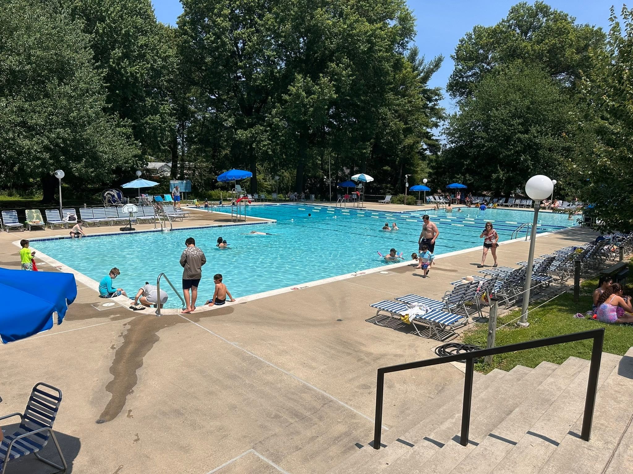 pool.jpg