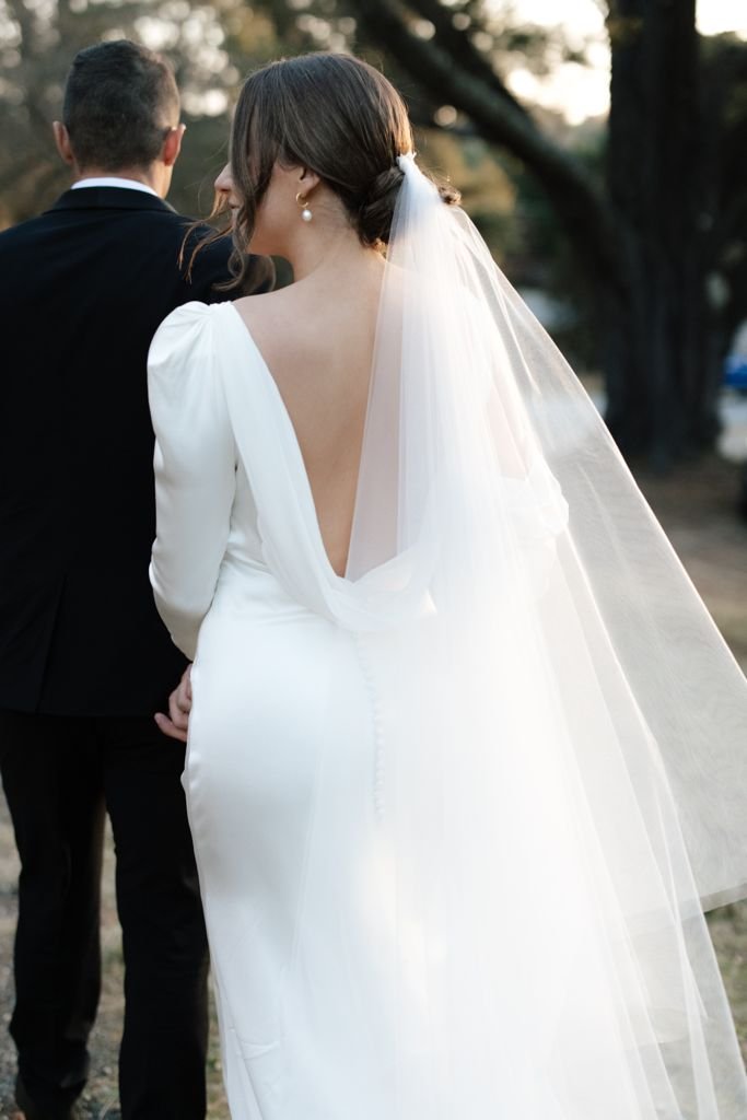 https://images.squarespace-cdn.com/content/v1/5adfd10929711421a9b29d21/1637715148230-MEOM3FGPHY3QCNCRCK66/L%27eto+Bridal+Piece+44.JPG