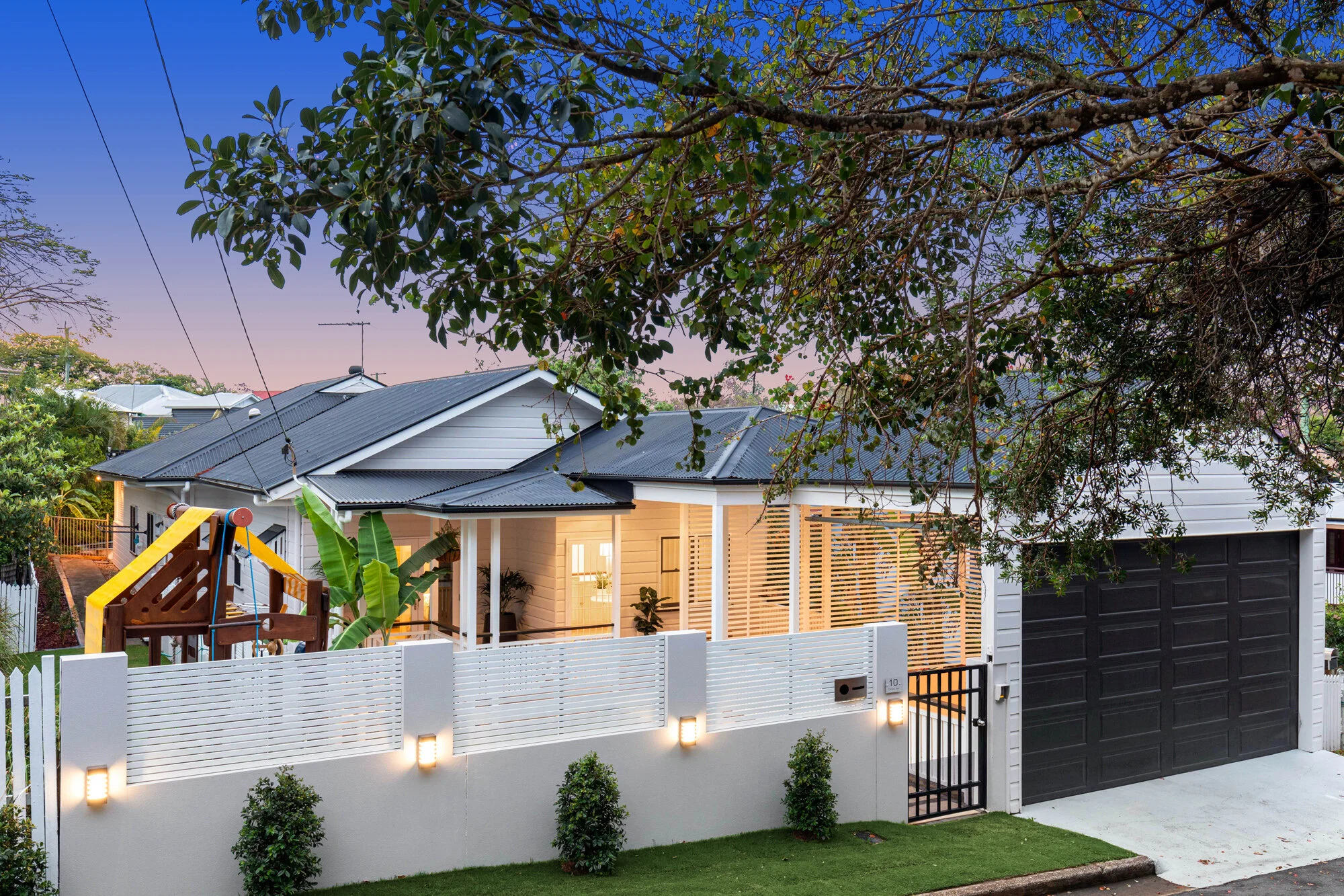 10 Corona Avenue, Ashgrove